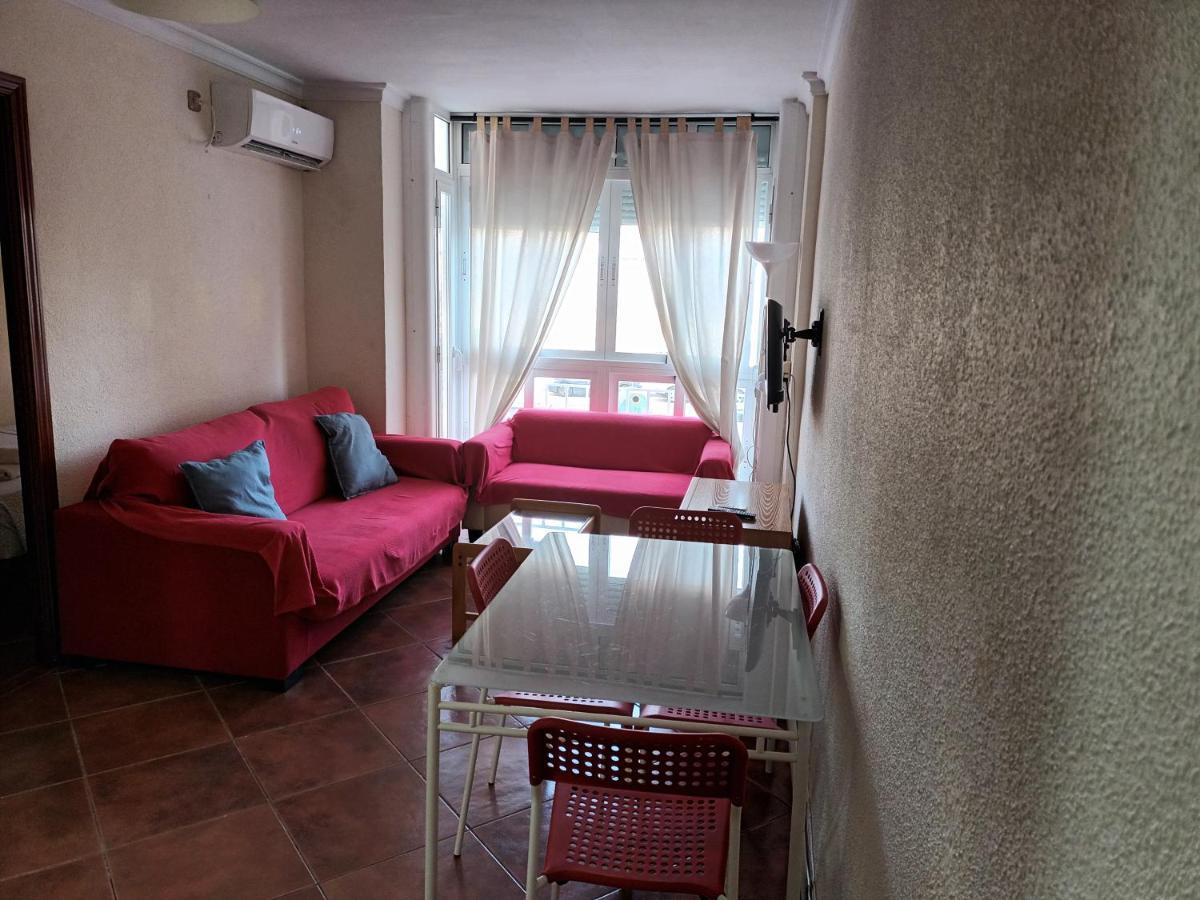 Apartamentos Vialia Sol Y Playa Málaga Eksteriør billede