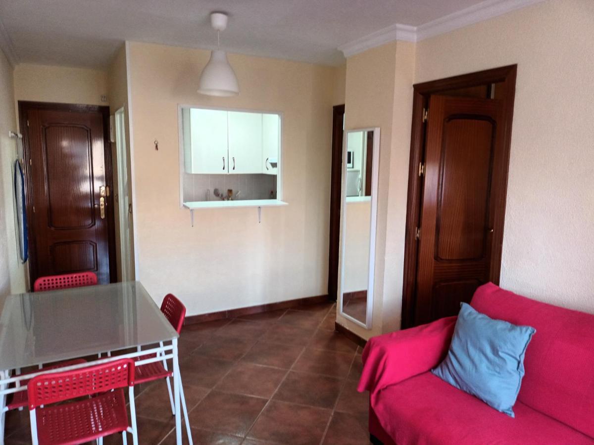 Apartamentos Vialia Sol Y Playa Málaga Eksteriør billede