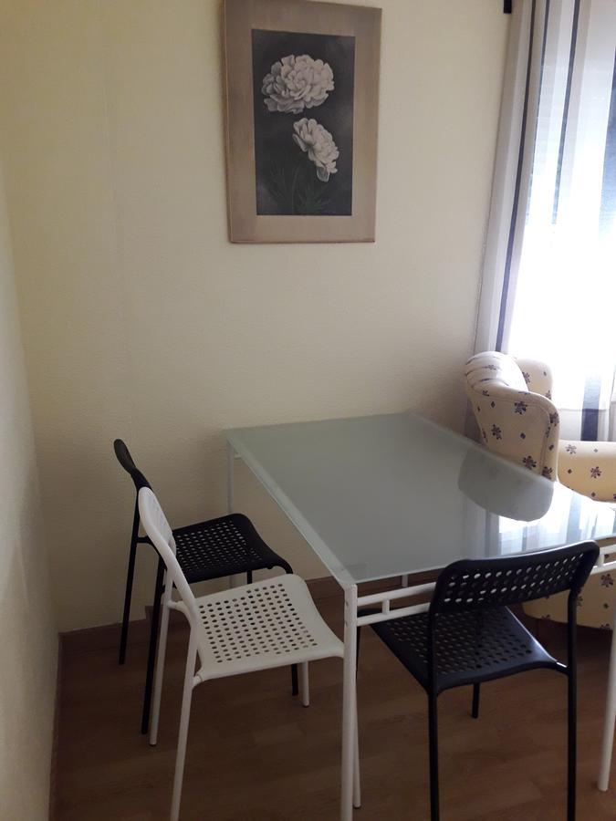 Apartamentos Vialia Sol Y Playa Málaga Eksteriør billede