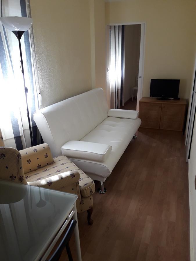Apartamentos Vialia Sol Y Playa Málaga Eksteriør billede